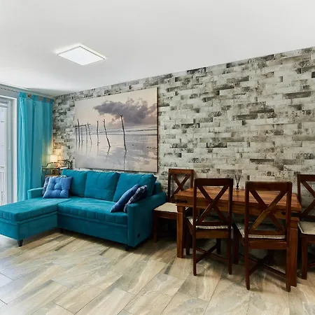 - Baltyk アパート